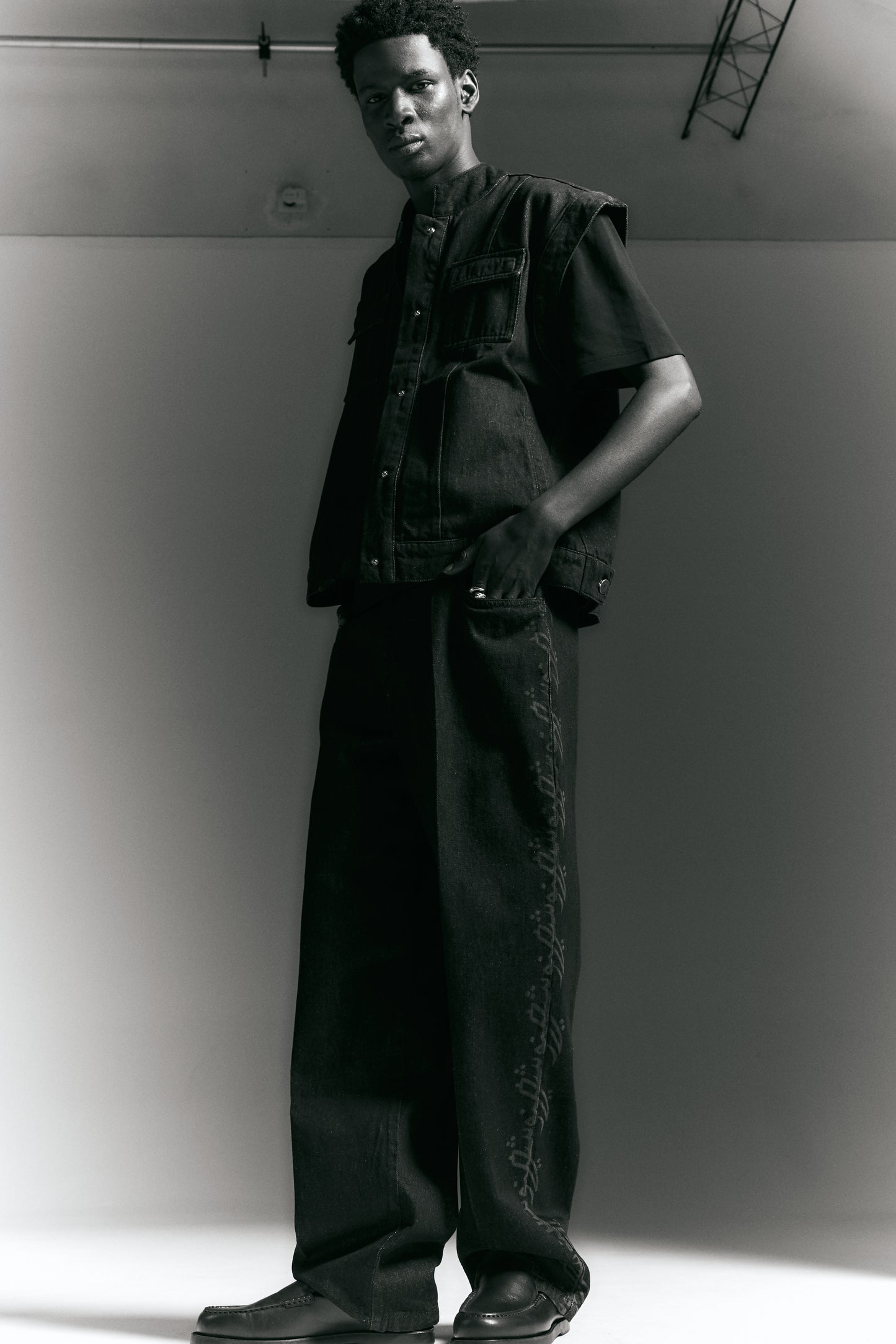 Pantalon en denim noir - Spicy Arabic