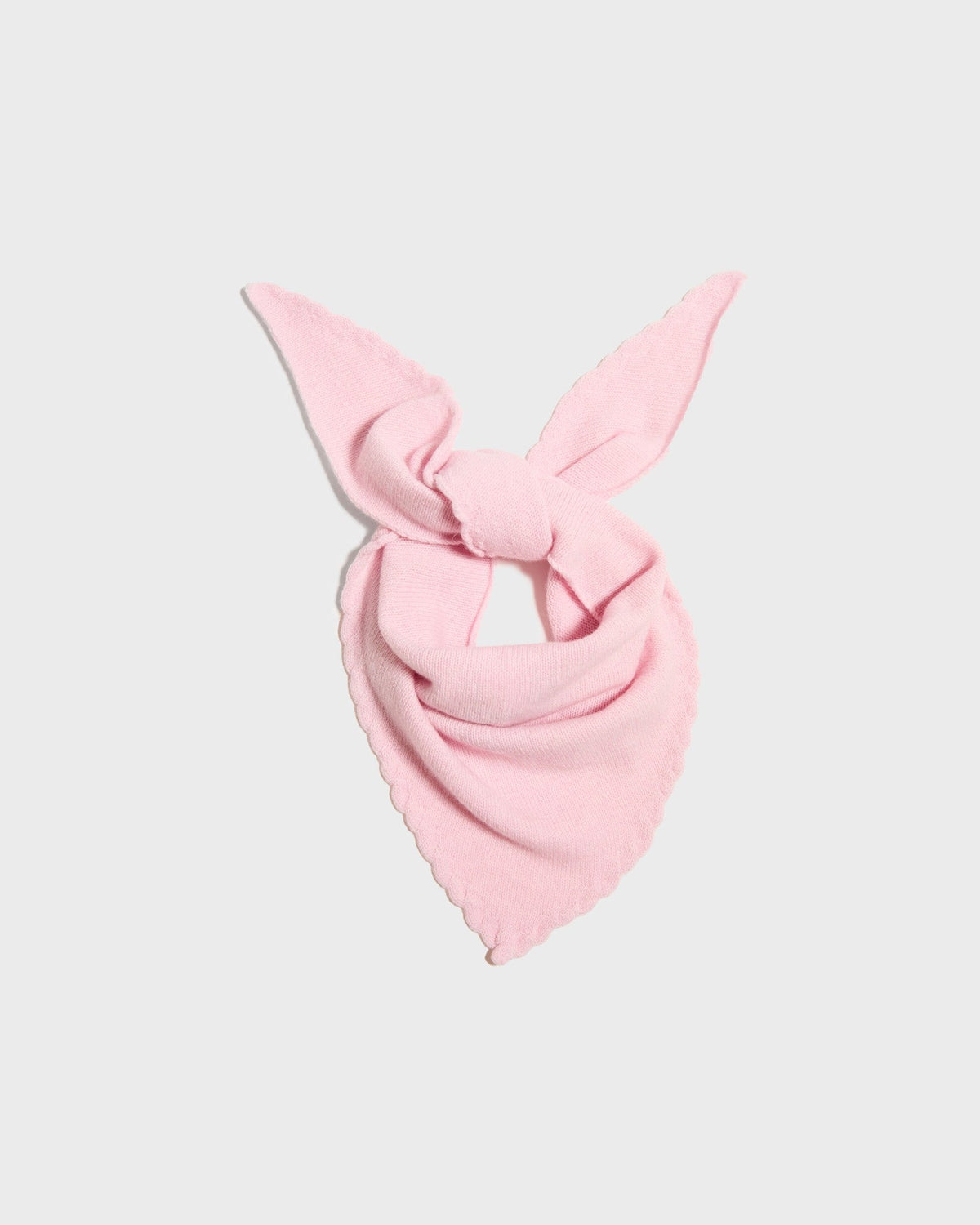 Foulard ELYSSA rose pâle en laine et cachemire, noué autour du cou, CHEZ NOUS